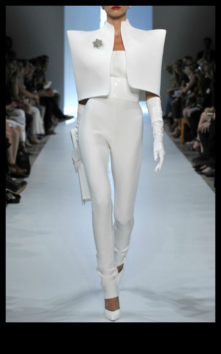 Futūristiska nojauta: moderni tērpi stilīgai rītdienai