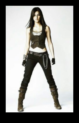 Urban Edge Bold City iedvesmota mode modernai sievietei 3 Urban Edge: pilsētas iedvesmotās modes drosmīgās puses atraisīšana