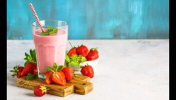 Augļu gardumi: izpētiet garšīgu augļu smūtiju paleti