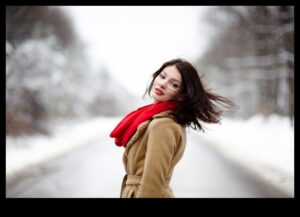 Ledainā intriga: moderni ziemas tērpi aukstā laikā