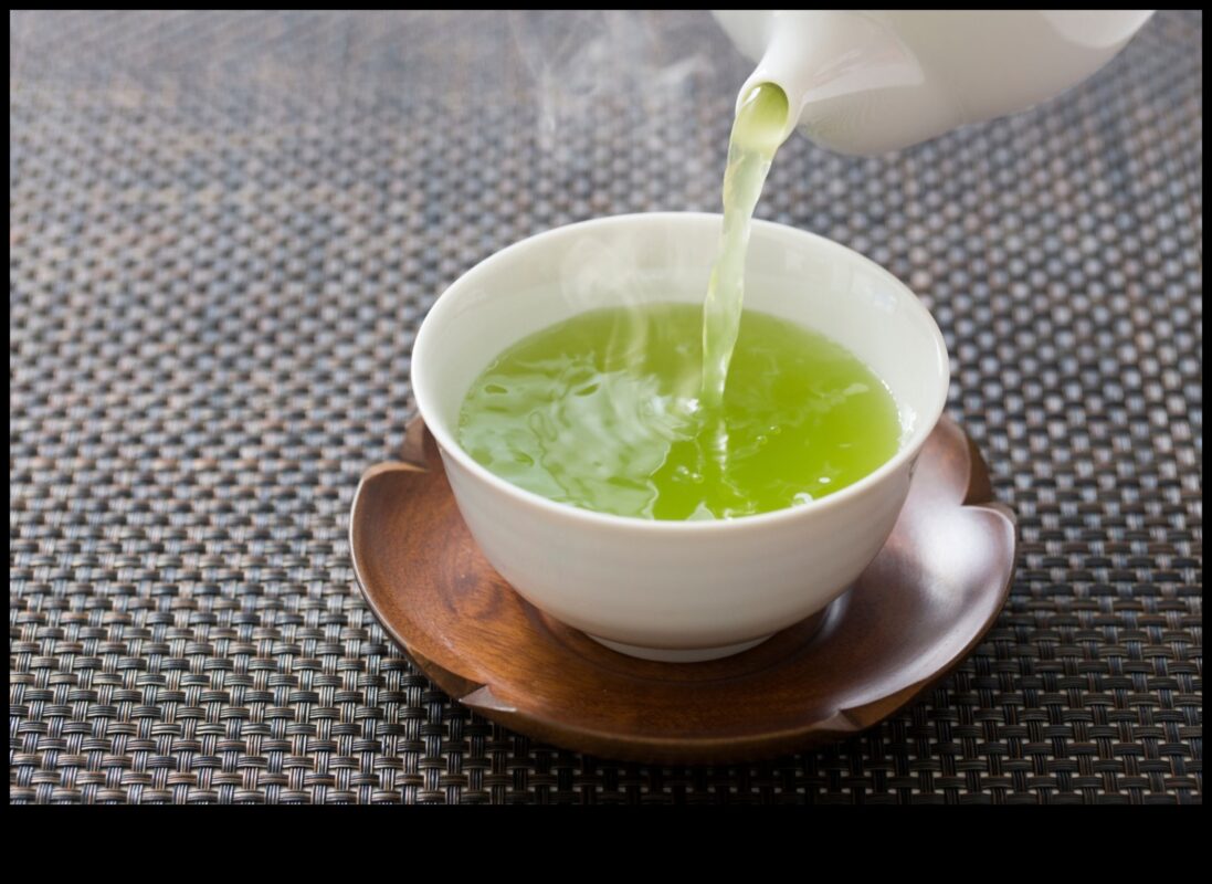 Rīta Zen: Sāciet savu dienu ar vēsu ledus zaļo tēju